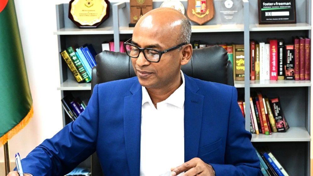 সিআইডির নতুন প্রধান হিসেবে দায়িত্ব নিলেন ব্যারিস্টার মোশাররফ